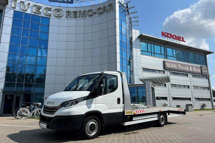 Iveco DAILY 35S18 zdjęcie 1