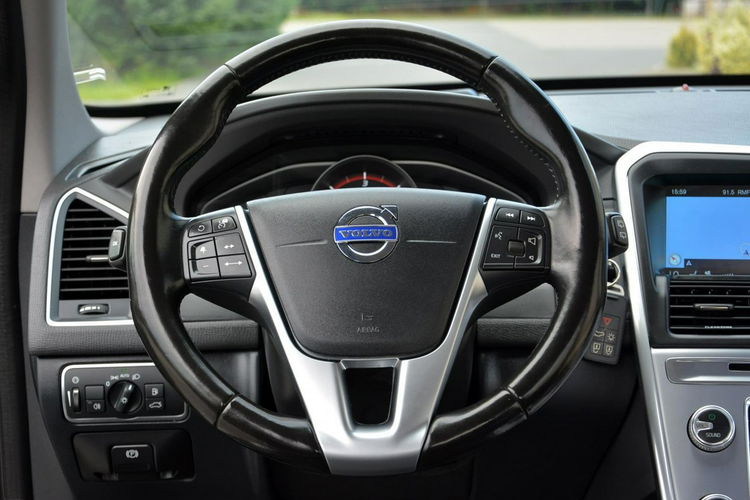 XC 60 2.0d(150KM) Virtual Zegary Xenon Ledy Navi Radar ASO Volvo zdjęcie 26