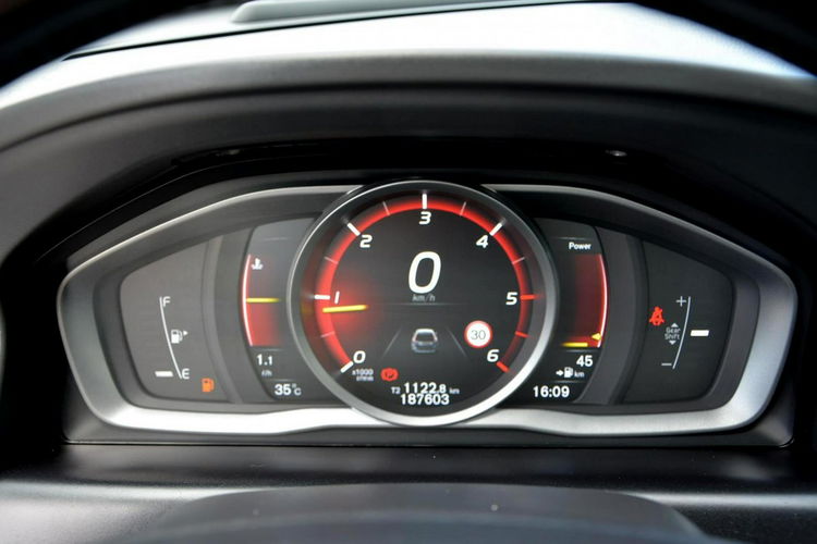 XC 60 2.0d(150KM) Virtual Zegary Xenon Ledy Navi Radar ASO Volvo zdjęcie 28