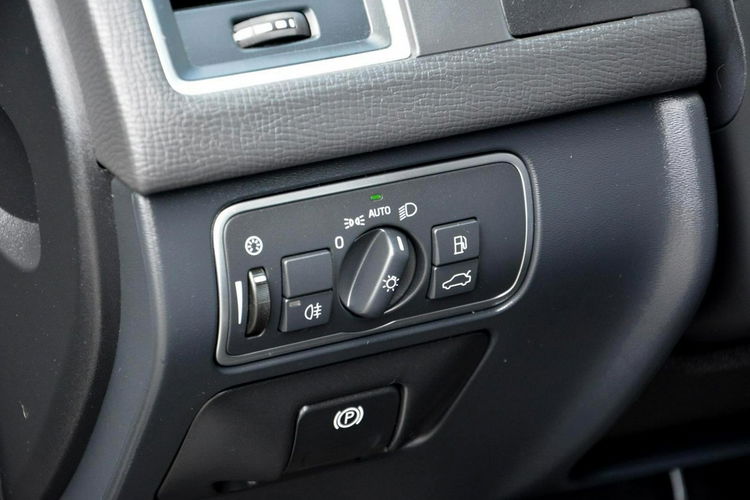 XC 60 2.0d(150KM) Virtual Zegary Xenon Ledy Navi Radar ASO Volvo zdjęcie 33