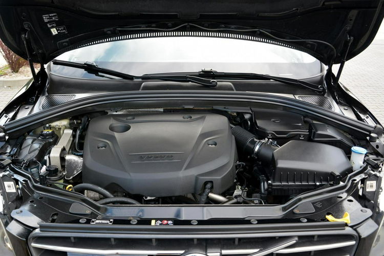 XC 60 2.0d(150KM) Virtual Zegary Xenon Ledy Navi Radar ASO Volvo zdjęcie 39