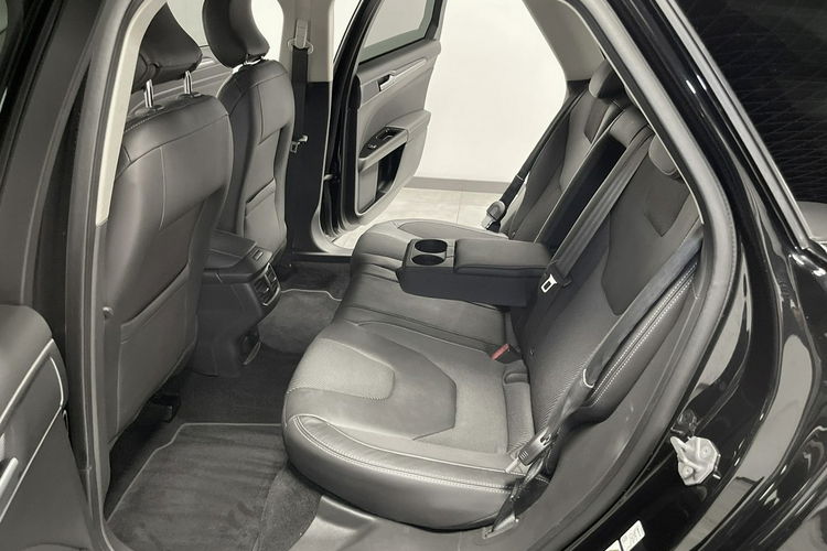 Ford Mondeo 2.0 180KMTITANIUM PLUS SYNC Klimatronic Duża Navi Panorama FULL Niemcy zdjęcie 22