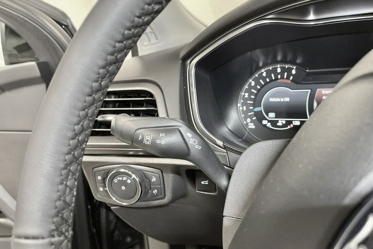 Ford Mondeo 2.0 180KMTITANIUM PLUS SYNC Klimatronic Duża Navi Panorama FULL Niemcy zdjęcie 24