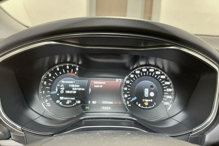 Ford Mondeo 2.0 180KMTITANIUM PLUS SYNC Klimatronic Duża Navi Panorama FULL Niemcy zdjęcie 41