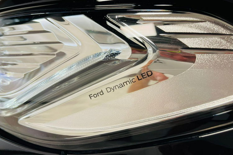 Ford Mondeo 2.0 180KMTITANIUM PLUS SYNC Klimatronic Duża Navi Panorama FULL Niemcy zdjęcie 8