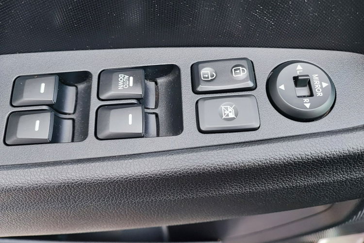 Kia Sportage 1.6 GDI Dream Team + oryginał i serwis + 99 t.km zdjęcie 16