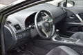 samochód osobowy Toyota zdjęcie 9