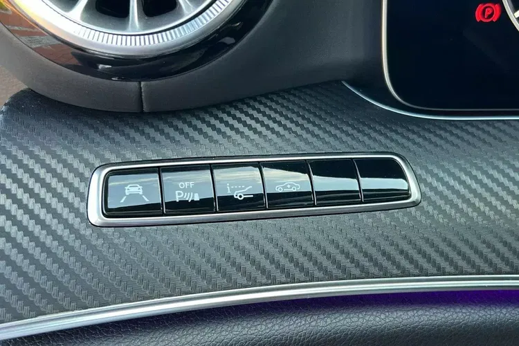 Mercedes klasa-e zdjęcie 27