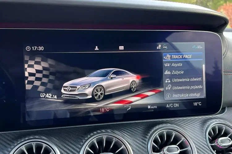 Mercedes klasa-e zdjęcie 38