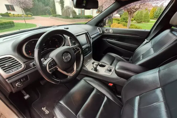 Jeep grand-cherokee zdjęcie 22