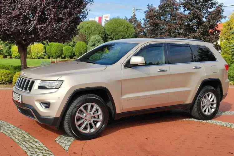 Jeep grand-cherokee zdjęcie 8
