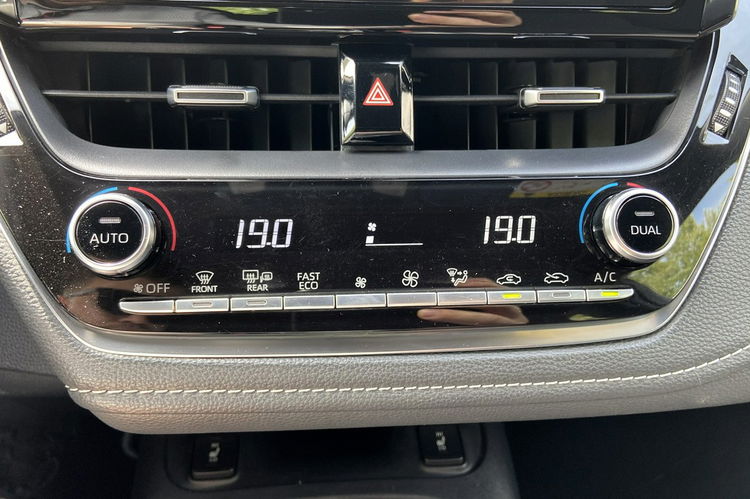 Toyota Corolla 1.8 HSD 122KM +LPG COMFORT TECH, salon Polska, gwarancja, FV23% zdjęcie 18