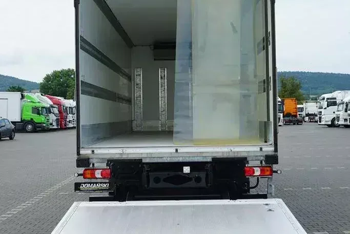 Mercedes ATEGO / 1523 / EURO 6 / CHŁODNIA + WINDA / 18 PALET zdjęcie 10