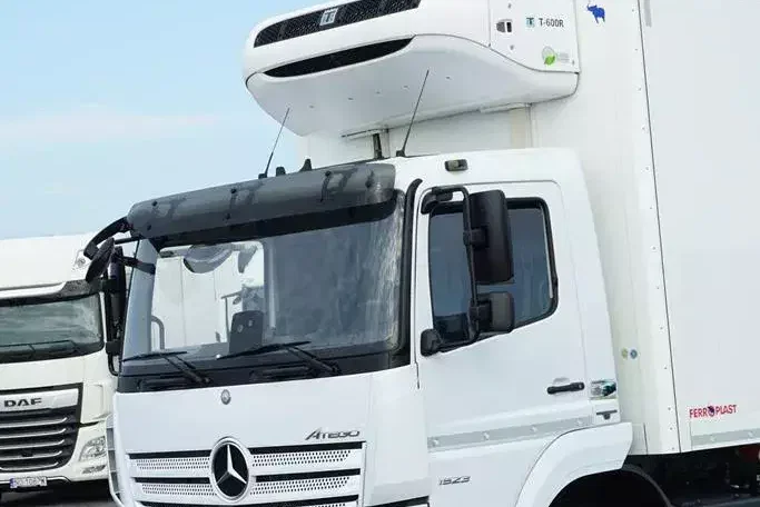Mercedes ATEGO / 1523 / EURO 6 / CHŁODNIA + WINDA / 18 PALET zdjęcie 21