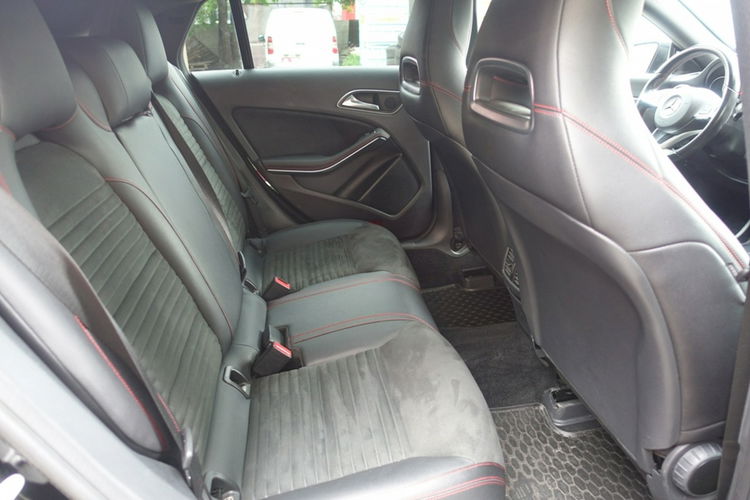 Mercedes CLA 200 REZERWACJA / Salon Polska/ Automat / Bezwypadkowy zdjęcie 10