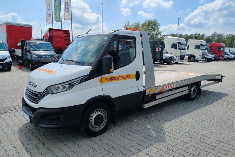 samochód dostawczy Iveco zdjęcie 1