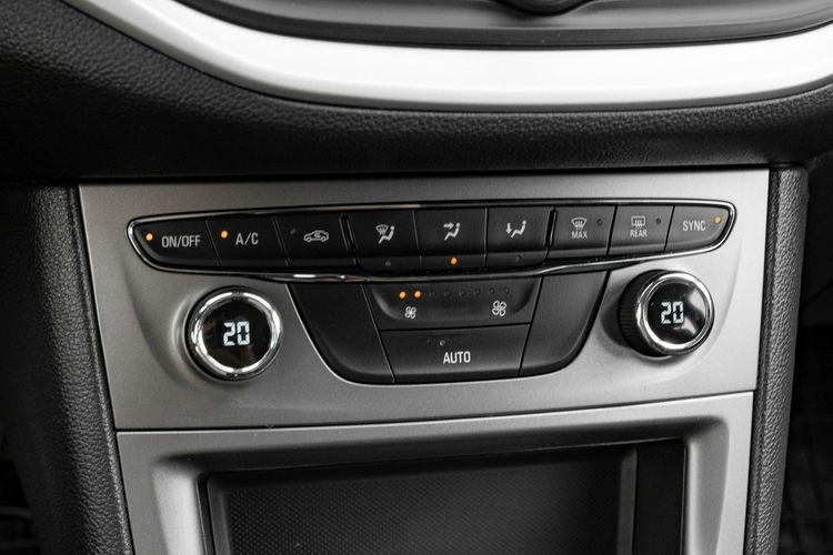 Opel Astra WD4041P # 1.2 T Edition Cz.cof Bluetooth 2 stref klima Salon PL VAT23% zdjęcie 20