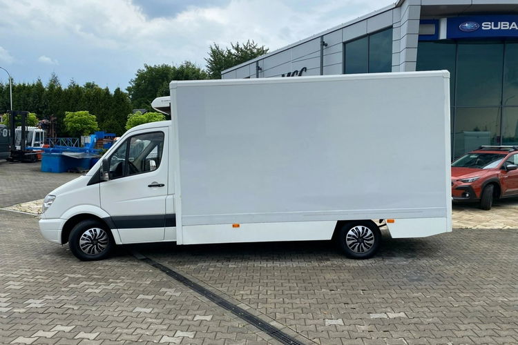 Mercedes Sprinter 310 CDi / Idealny pod kamper / Izoterma / Niskopodwozie / Kontener zdjęcie 10