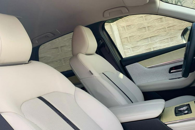 Mazda CX-60 e-SKYACTIV-D 254 M Hybrid AWD Takumi zdjęcie 17