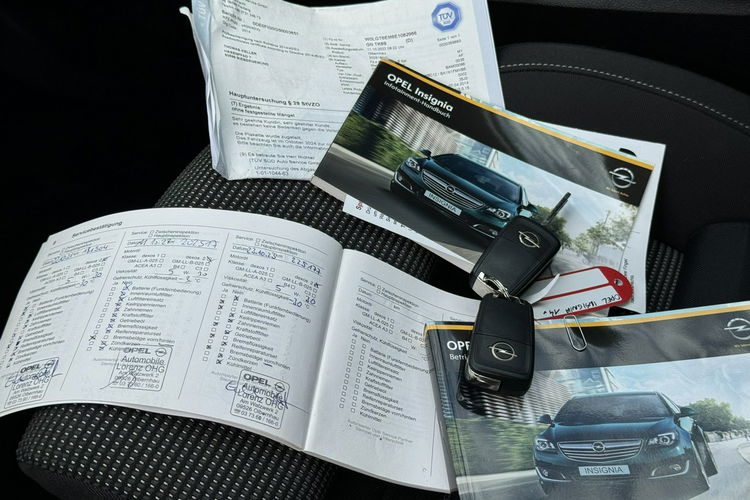 Opel Insignia 2.0 CDTI 163KM z Niemiec XENON NAVI Piękna Duży ekran zdjęcie 10