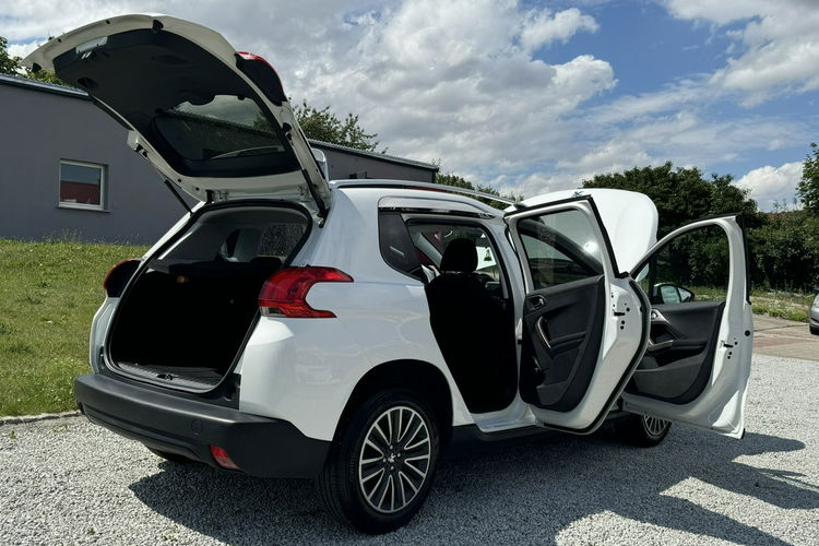 Peugeot 2008 1.2 Benzyna 82KM, sprowadzony, opłacony, ZADBANY STAN Biały, SERWIS zdjęcie 10