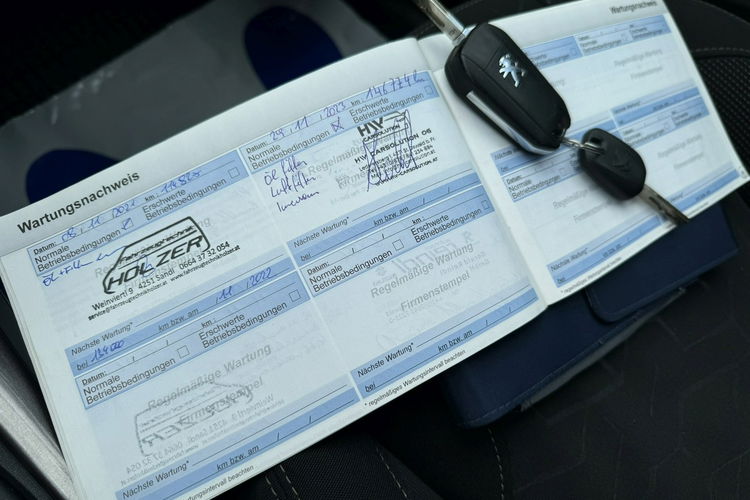 Peugeot 2008 1.2 Benzyna 82KM, sprowadzony, opłacony, ZADBANY STAN Biały, SERWIS zdjęcie 15