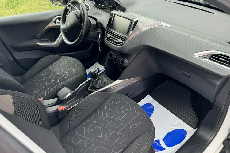 Peugeot 2008 1.2 Benzyna 82KM, sprowadzony, opłacony, ZADBANY STAN Biały, SERWIS zdjęcie 16