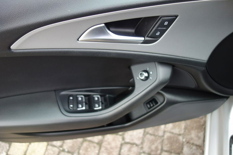 Audi A6 177PS perfekcyjny stan Skóry Navi Xenon Gwarancja Zamiana zdjęcie 16