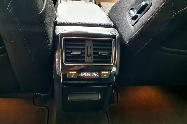 Skoda Superb STYLE, Bi-xenon, NAVI, Canton, DSG, Salon PL, serwis ASO, F.VAT23, leasing zdjęcie 19