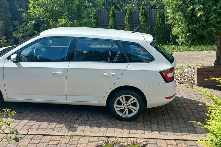 Skoda Fabia Kamera Cofania Kier.wielof. Instalacja Gazowa Landi Renzo 1.0 MPI+LPG zdjęcie 18