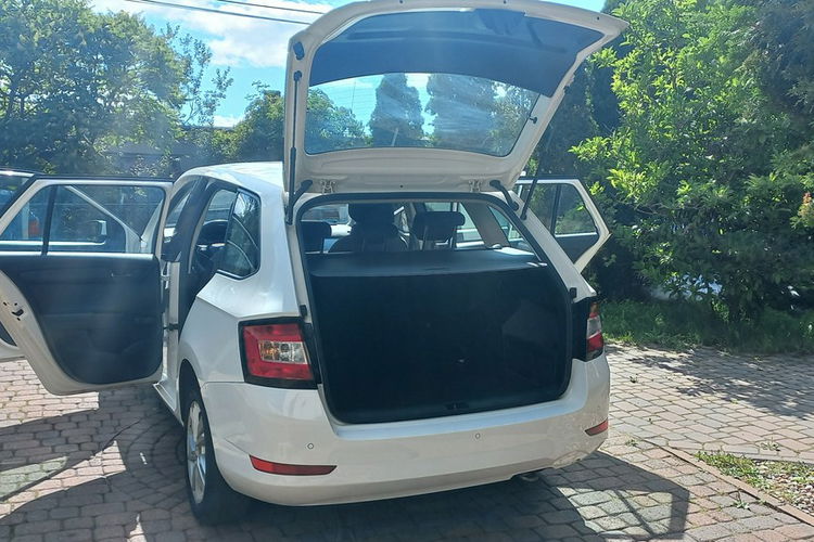 Skoda Fabia Kamera Cofania Kier.wielof. Instalacja Gazowa Landi Renzo 1.0 MPI+LPG zdjęcie 27
