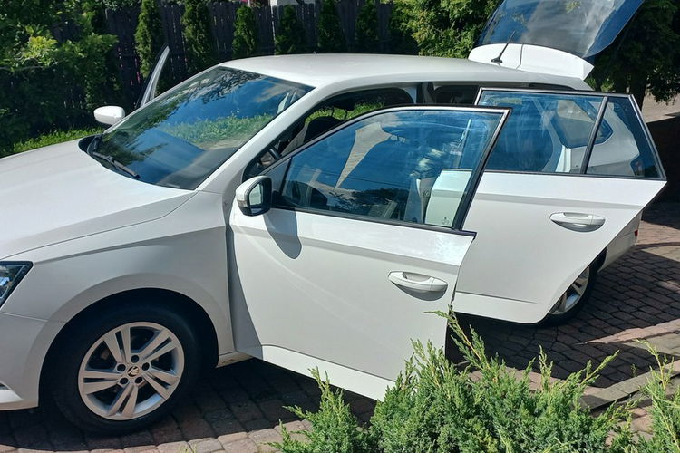 Skoda Fabia Kamera Cofania Kier.wielof. Instalacja Gazowa Landi Renzo 1.0 MPI+LPG zdjęcie 32