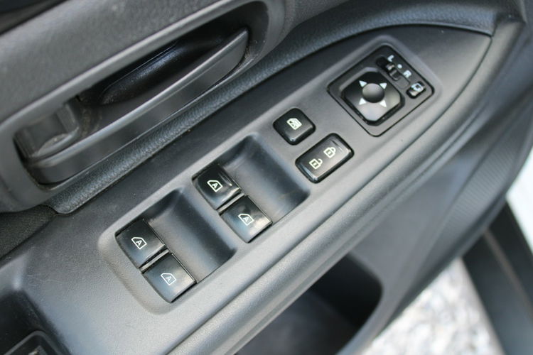 Mitsubishi Outlander 2.0i F-vat Salon PL Gwarancja Active zdjęcie 14
