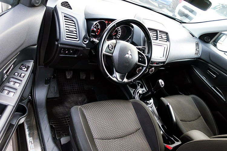 Mitsubishi ASX 1-Właściciel NAWIGACJA Klimatronic 3Lata GWARANCJA Kraj Bezwypad ASO 4x2 zdjęcie 13