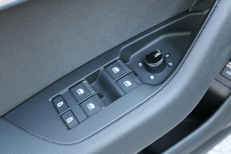 Audi A6 S-Tronic Asystent parkowania F-vat Salon PL Gwarancja zdjęcie 16