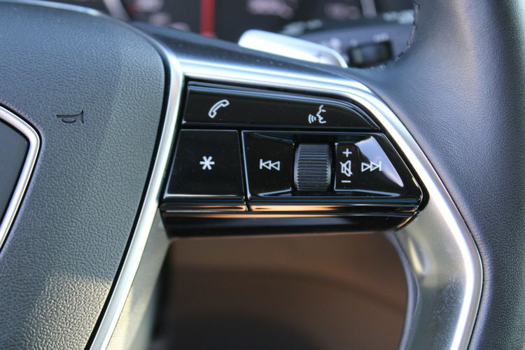 Audi A6 S-Tronic Asystent parkowania F-vat Salon PL Gwarancja zdjęcie 23