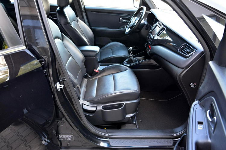 Kia Carens 7-Foteli Ledy Skóry Xenon Panorama Navi Kamera Wentylacja 2xParkt. zdjęcie 17