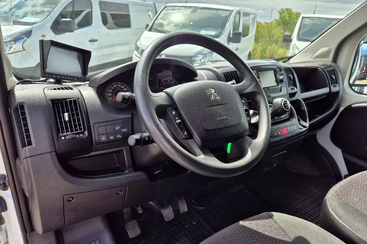 Peugeot Boxer L4H3 99999zł NETTO Brygadówka 6 osób 2.2HDi/140KM zdjęcie 15