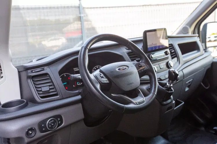 Ford Transit 8 palet KONTENER + WINDA 750kg zdjęcie 10