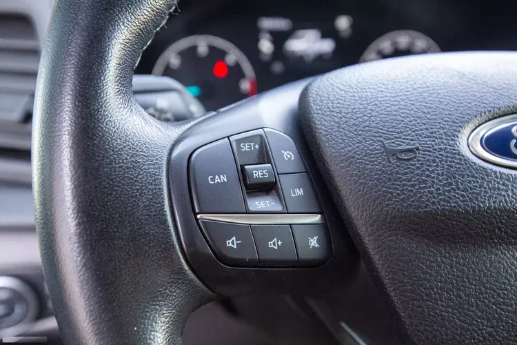 Ford Transit 8 palet KONTENER + WINDA 750kg zdjęcie 12