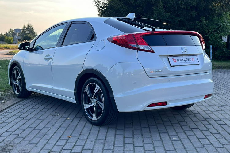 Honda Civic Lakier Perła Benzyna Gwaracnja zdjęcie 13