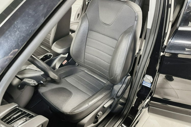 Ford Kuga 2.0TDCi 163KM TITANIUM PLUS 4x4 Klimatronic Navi Alu KEYLESSGO Niemiec zdjęcie 21