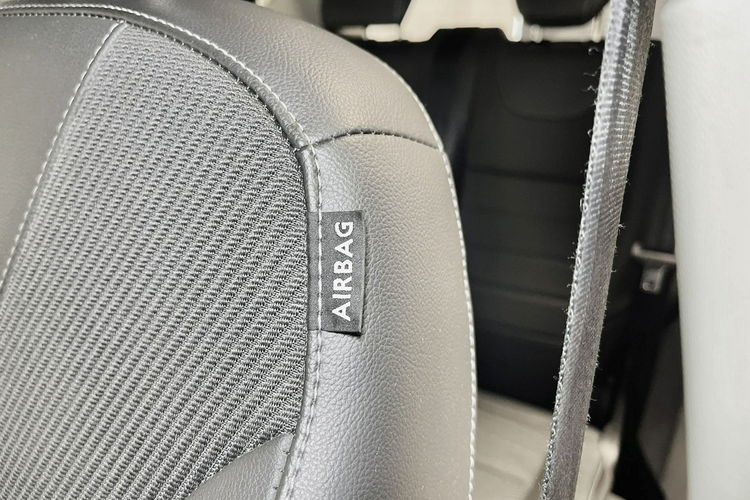 Ford Kuga 2.0TDCi 163KM TITANIUM PLUS 4x4 Klimatronic Navi Alu KEYLESSGO Niemiec zdjęcie 23