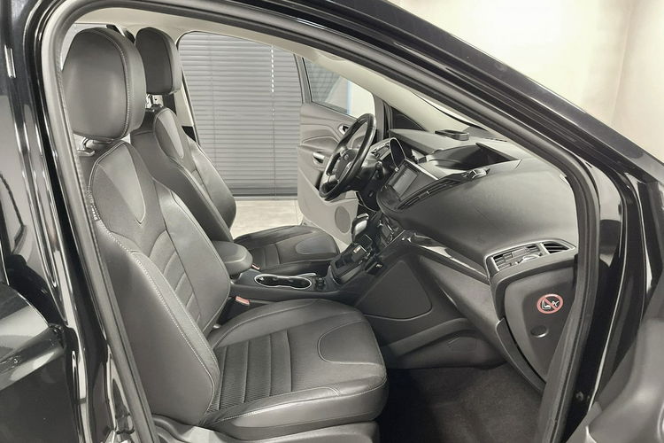 Ford Kuga 2.0TDCi 163KM TITANIUM PLUS 4x4 Klimatronic Navi Alu KEYLESSGO Niemiec zdjęcie 38