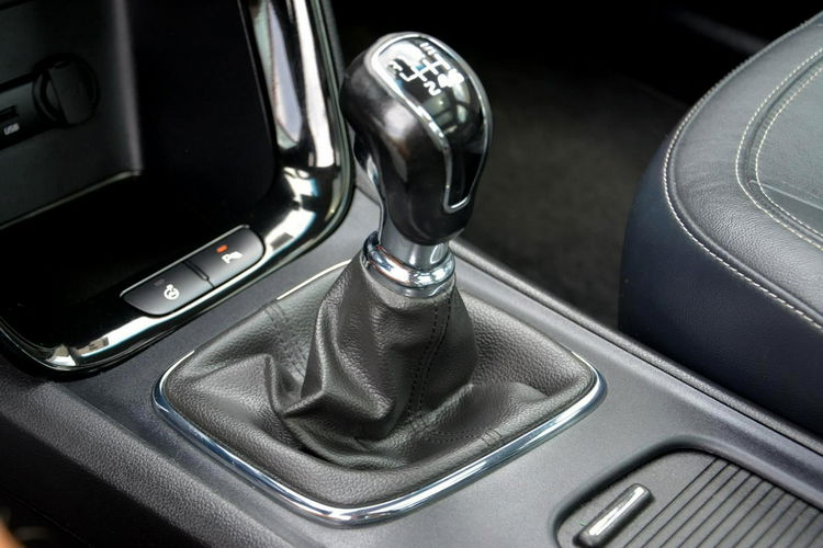 Cee'd Ledy Bixenon Panorama Skóry Navi Kamera 2xParkr. ASO KIA zdjęcie 30