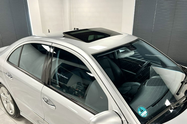 Mercedes E 500 E500 5.0 306KM Sport Edition 5GANG 4MATIC Avantgarde BiXenon Z NIEMIEC zdjęcie 15