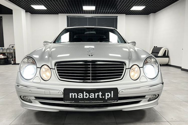 Mercedes E 500 E500 5.0 306KM Sport Edition 5GANG 4MATIC Avantgarde BiXenon Z NIEMIEC zdjęcie 7