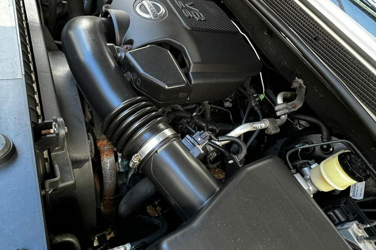 Nissan Armada 5.6v8 automat 8 os.4x4 blokada najbogatsza wersja zamiana keyless gwar zdjęcie 15