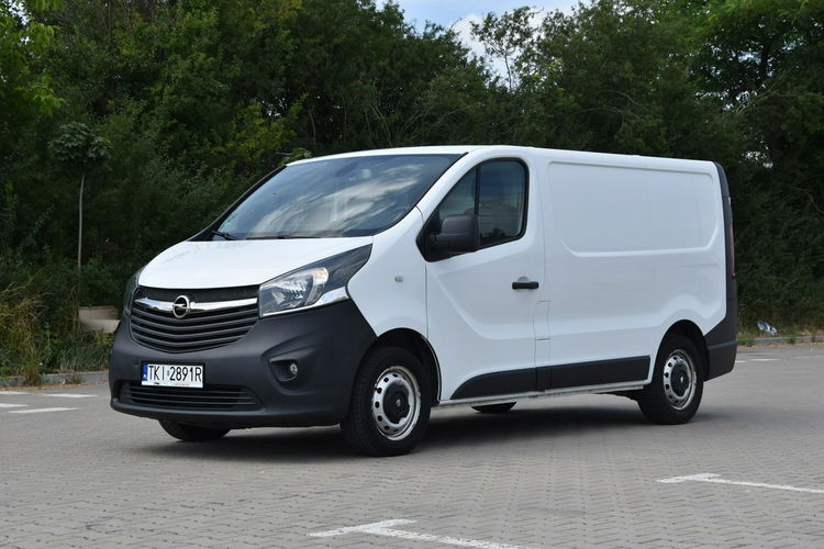 Opel Vivaro 1.6 Diesel Gwarancja Bogate Wyposażenie Zadbane zdjęcie 1