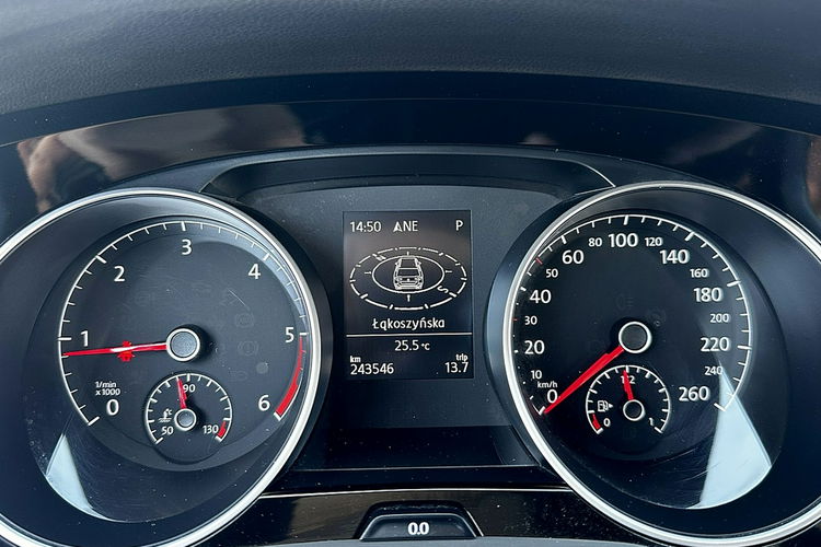 Volkswagen Touran Highline Navi ACC 7 foteli Gwarancja zdjęcie 11